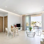 Attika Apartment